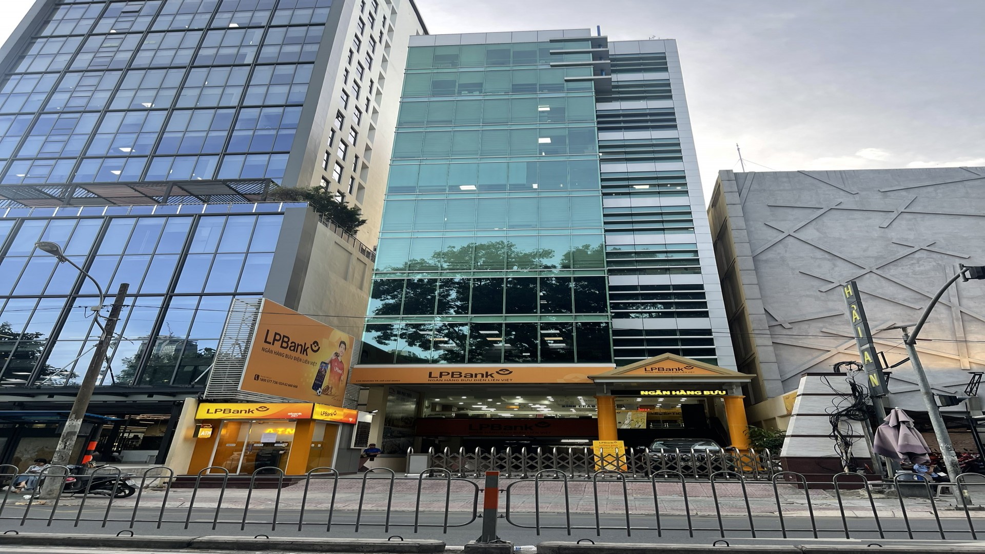 Cho Thuê Toà Nhà Mặt Tiền Đường Nguyễn Thị Minh Khai