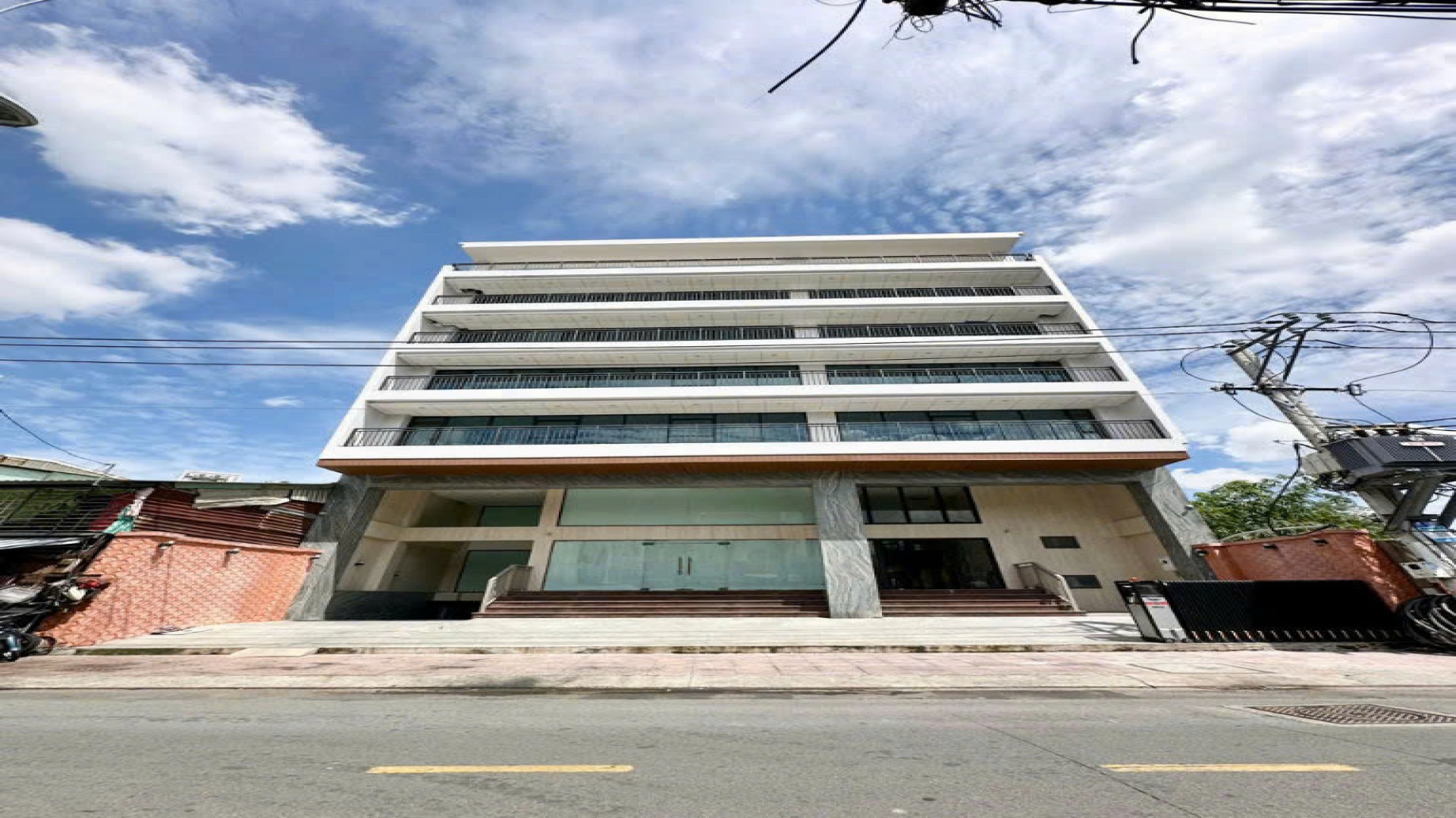 Cho Thuê Toà Nhà Đường Bùi Hữu Nghĩa