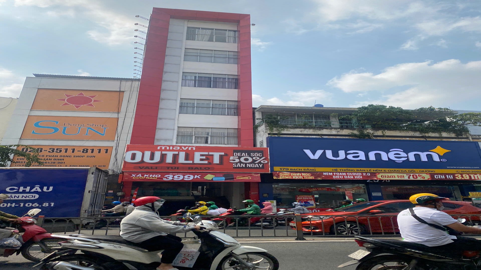 Cho Thuê Toà Nhà Mặt Tiền Đường Bạch Đằng