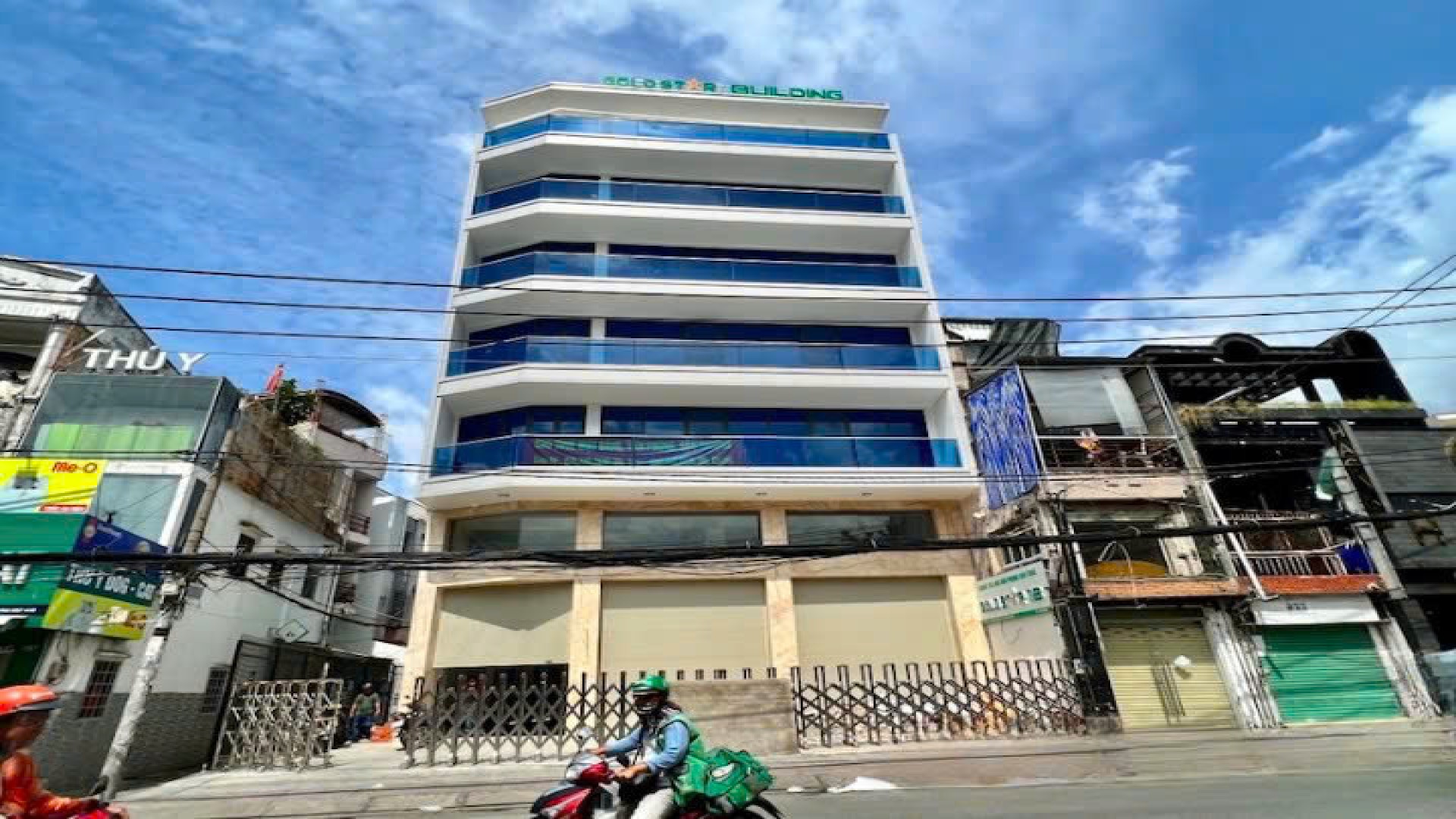 CHO THUÊ TOÀ NHÀ MẶT TIỀN ĐƯỜNG LÊ QUANG ĐỊNH