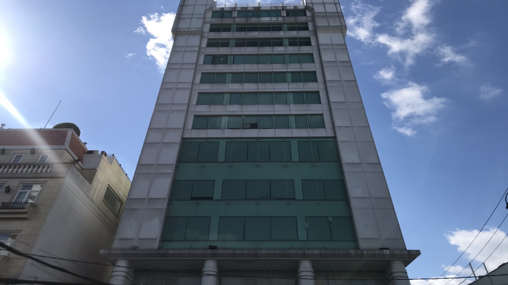 Cao Ốc HOàng Việt (Báo Pháp Luật)