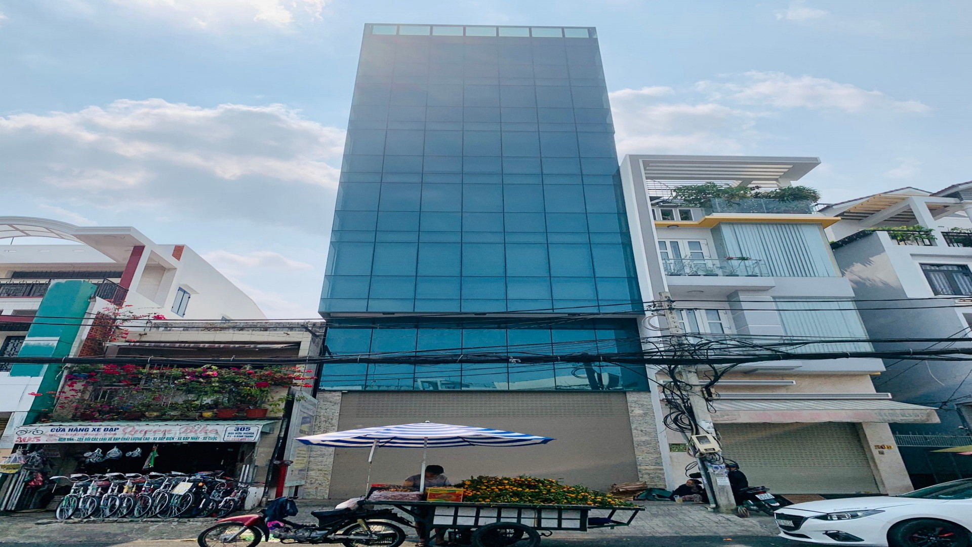 Toà Nhà Mặt Tiền Đường Bùi Hữu Nghĩa