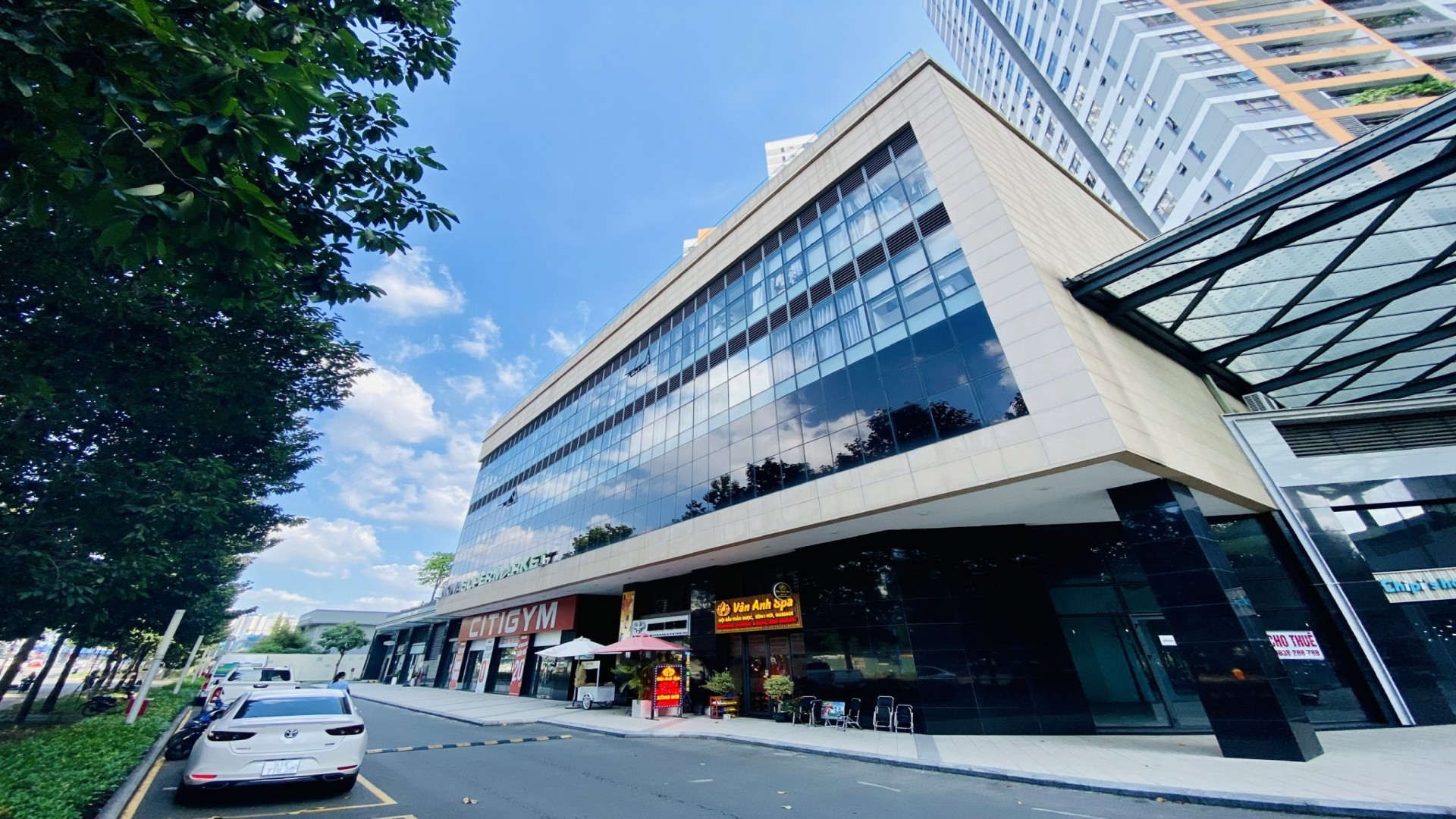 L'Mak The Sun Avenue