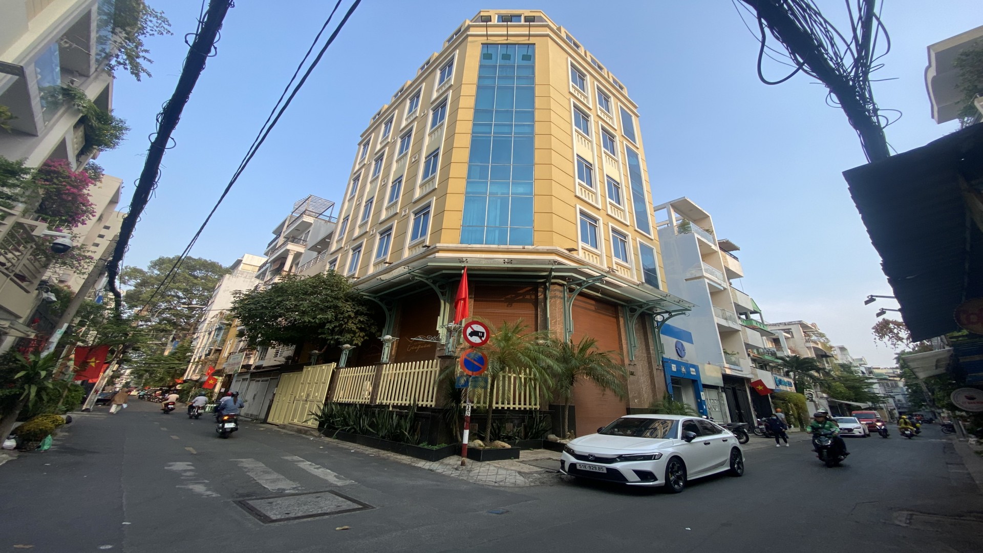 Toà Nhà 2MT Đường Nguyễn Hiền