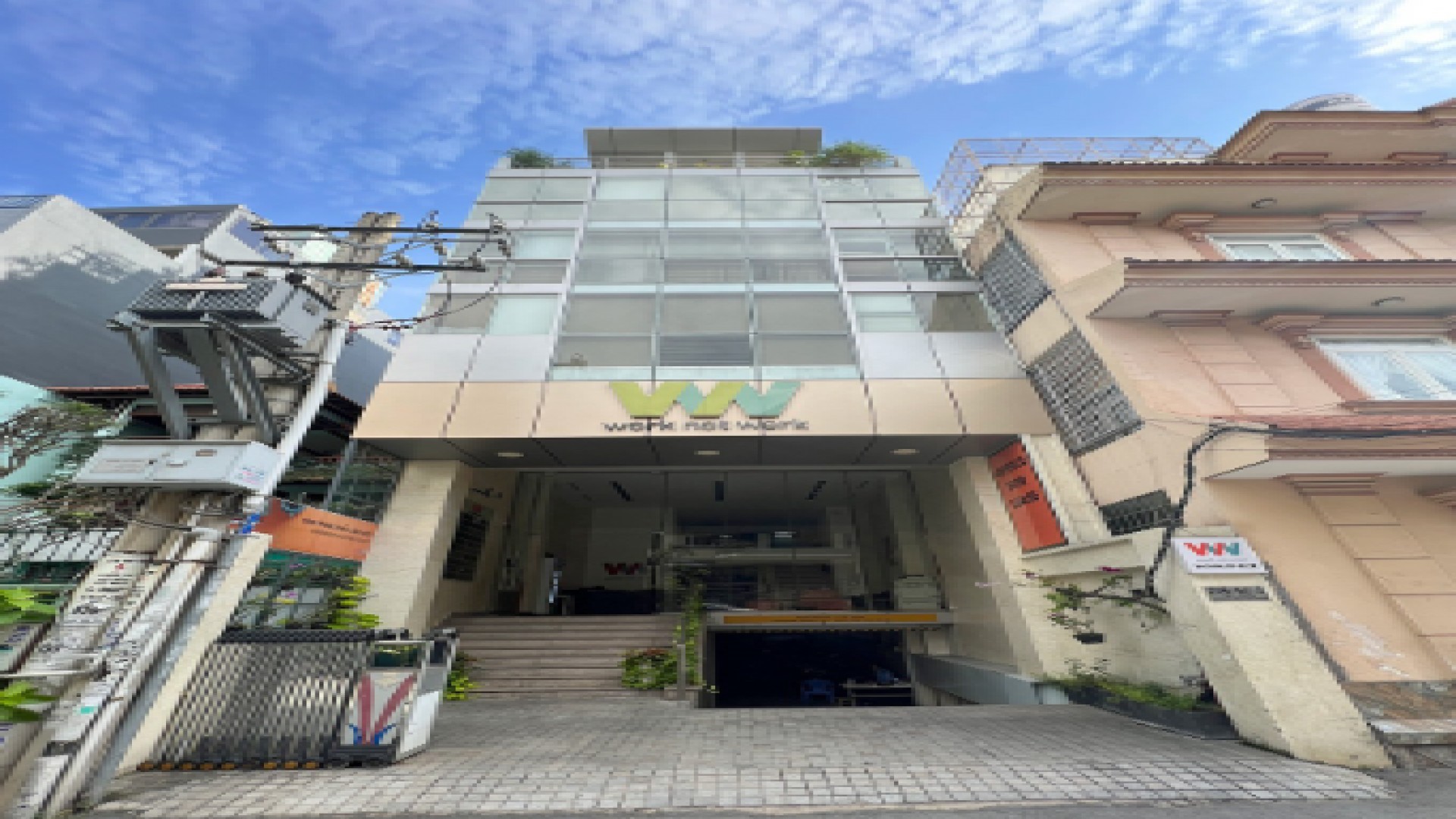 XYZ Building (Work Not Work)