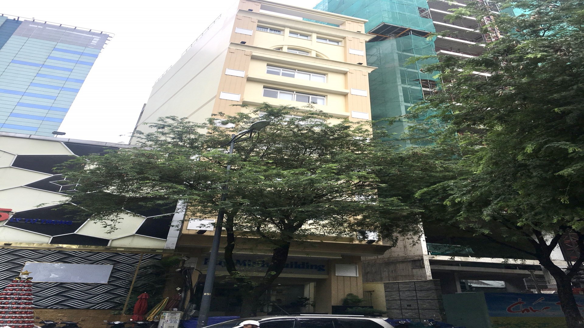 Huy Minh 
(Saigon Land)